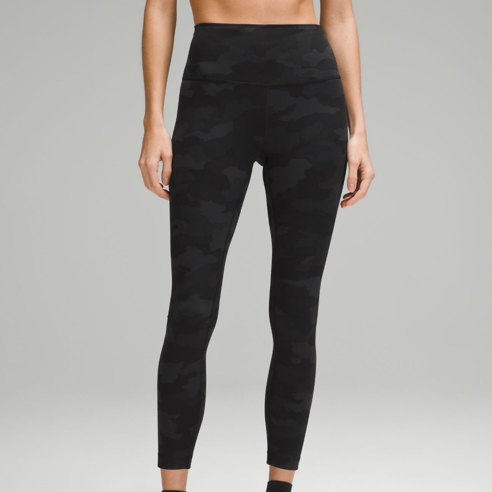 Lululemon wunder train 25” deep coal camo size 6